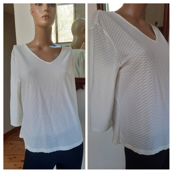 croft & barrow Tops - 💰SOLD💰. Croft & Barrow Stretch. Size large.